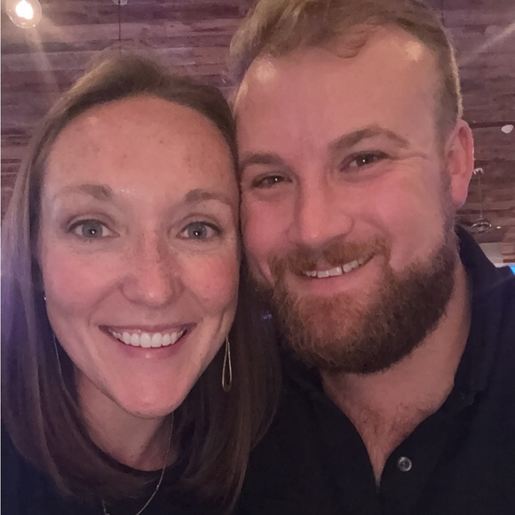 Meet your Posher, Leah - Picture 1 of 1